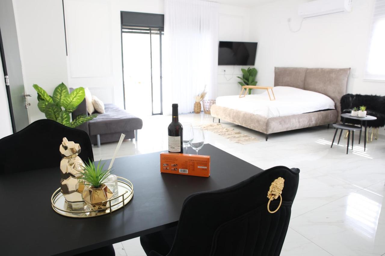 סוויטות נוף שקיעה Hotel Peqi'in Hadasha Eksteriør billede