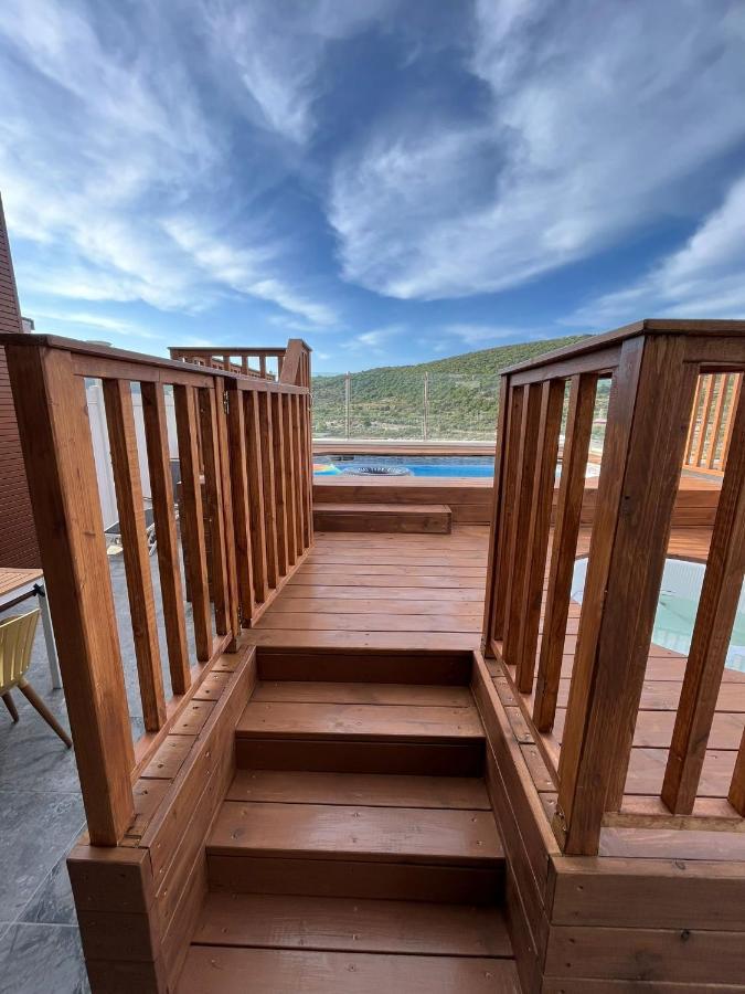 סוויטות נוף שקיעה Hotel Peqi'in Hadasha Eksteriør billede